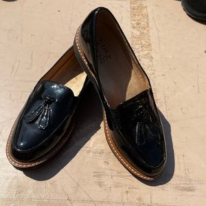 Naturalizer Black Patent Leather tassel loafers